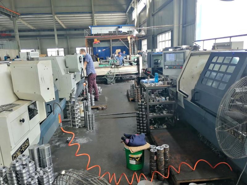 production site of oil cylinder